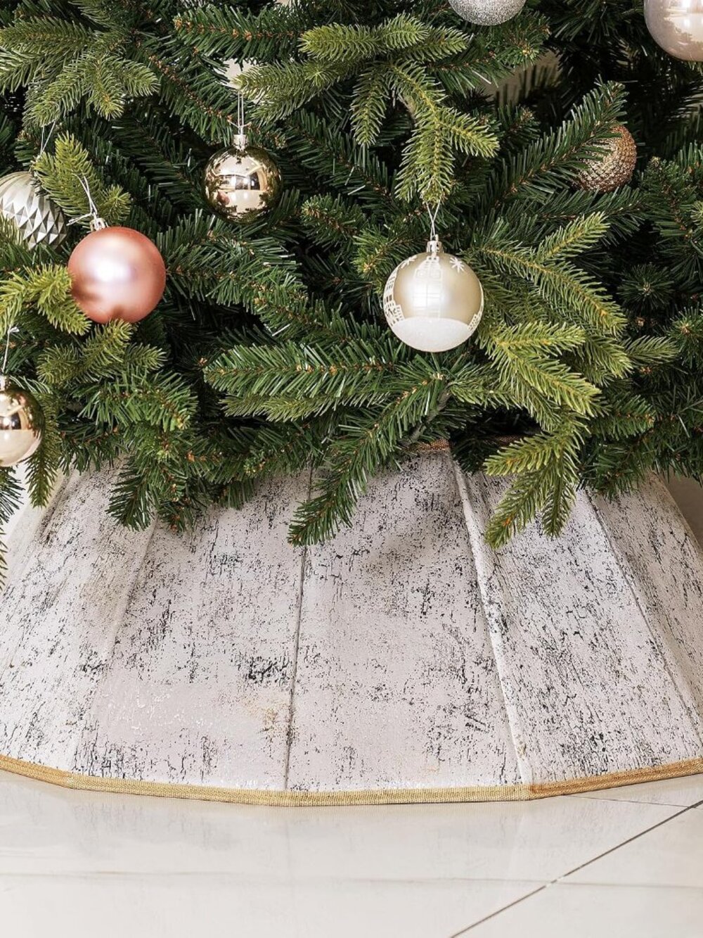 Fabric Christmas Tree Collar, Xmas Tree Ring, Willow Christmas Tree Skirt for Ch